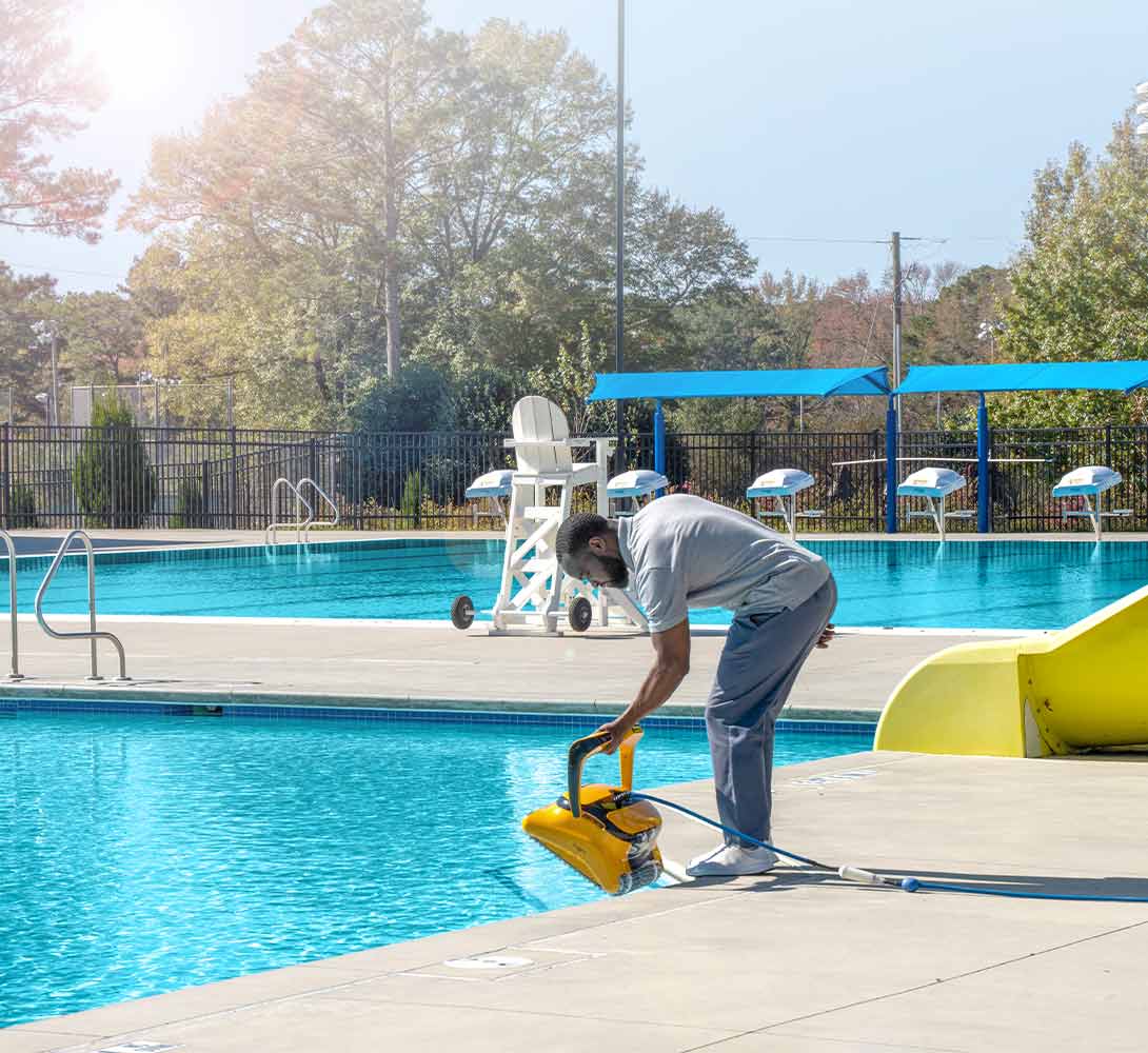 Dolphin Wave 80 Commercial Robotic Pool Cleaner (Open Box)